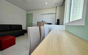 Top! Decor Moderno Com Vista - Av Barão Homem de Melo 4520 esquina com Raja Gabáglia